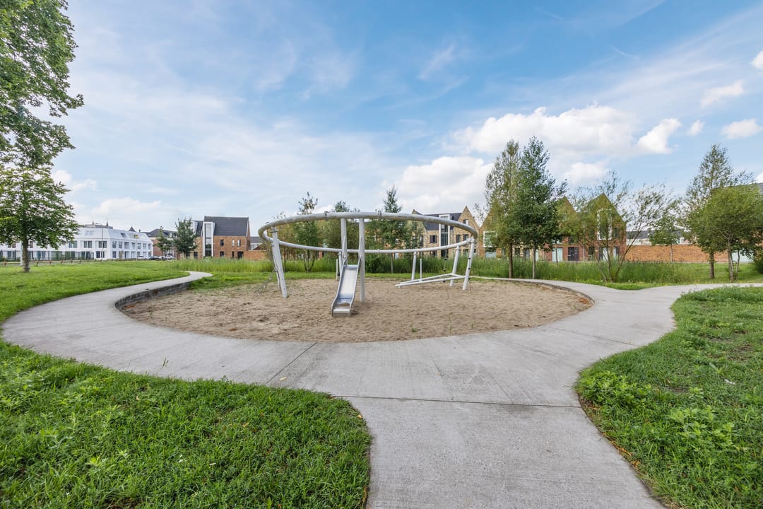 Foto 56 van Titus Brandsmastraat 19