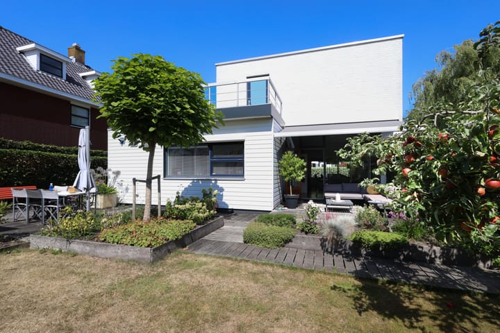 Foto 58 van Stationsweg 53