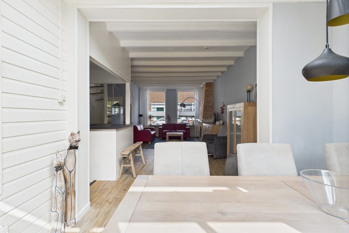 Foto 15 van Leliestraat 18