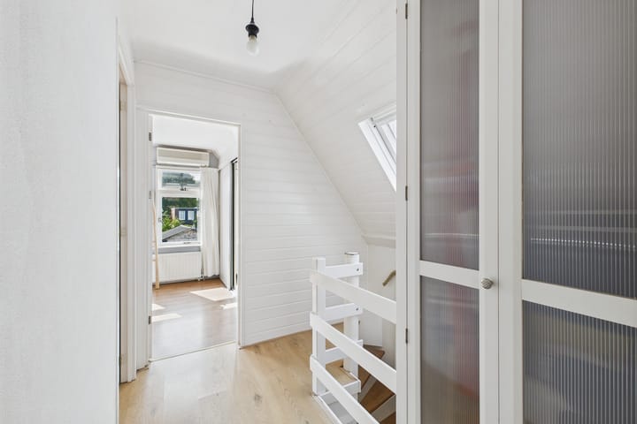 Foto 30 van Leliestraat 18