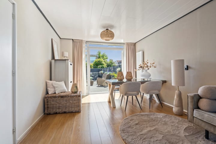 Foto 12 van Reggestraat 25