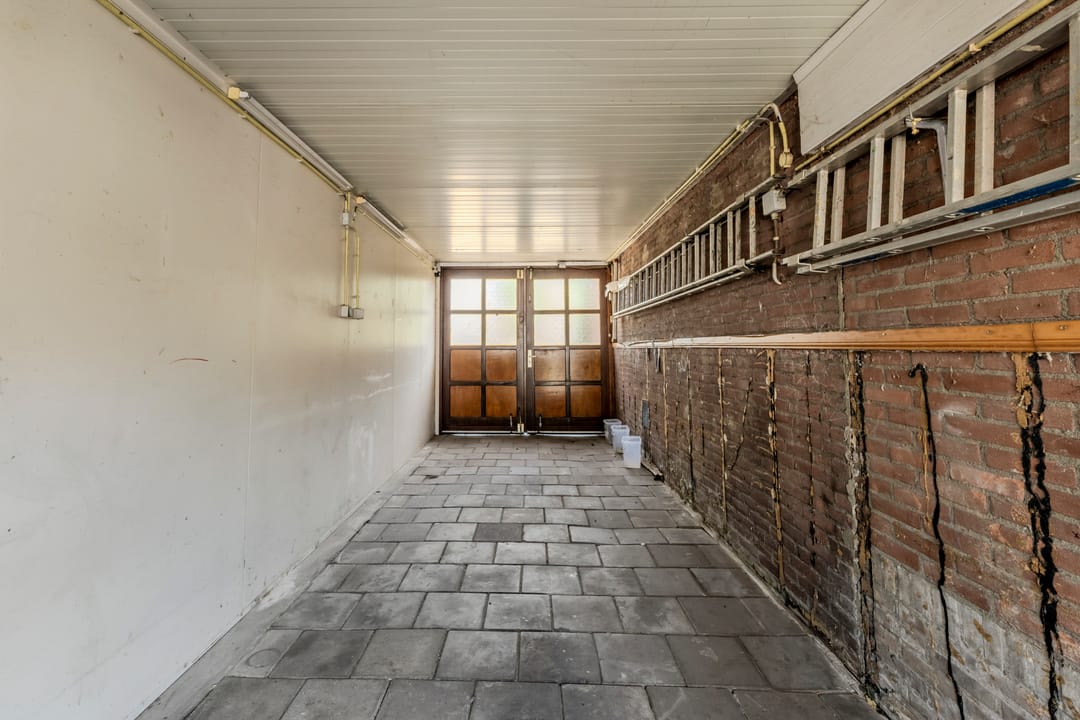 Photo 17 of Ruysdaelstraat 18