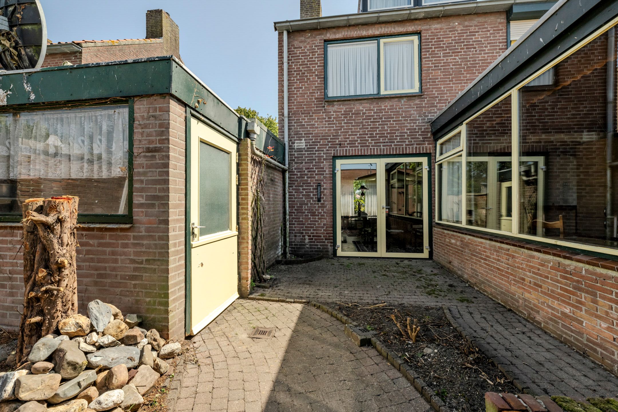 Photo 15 of Ruysdaelstraat 18