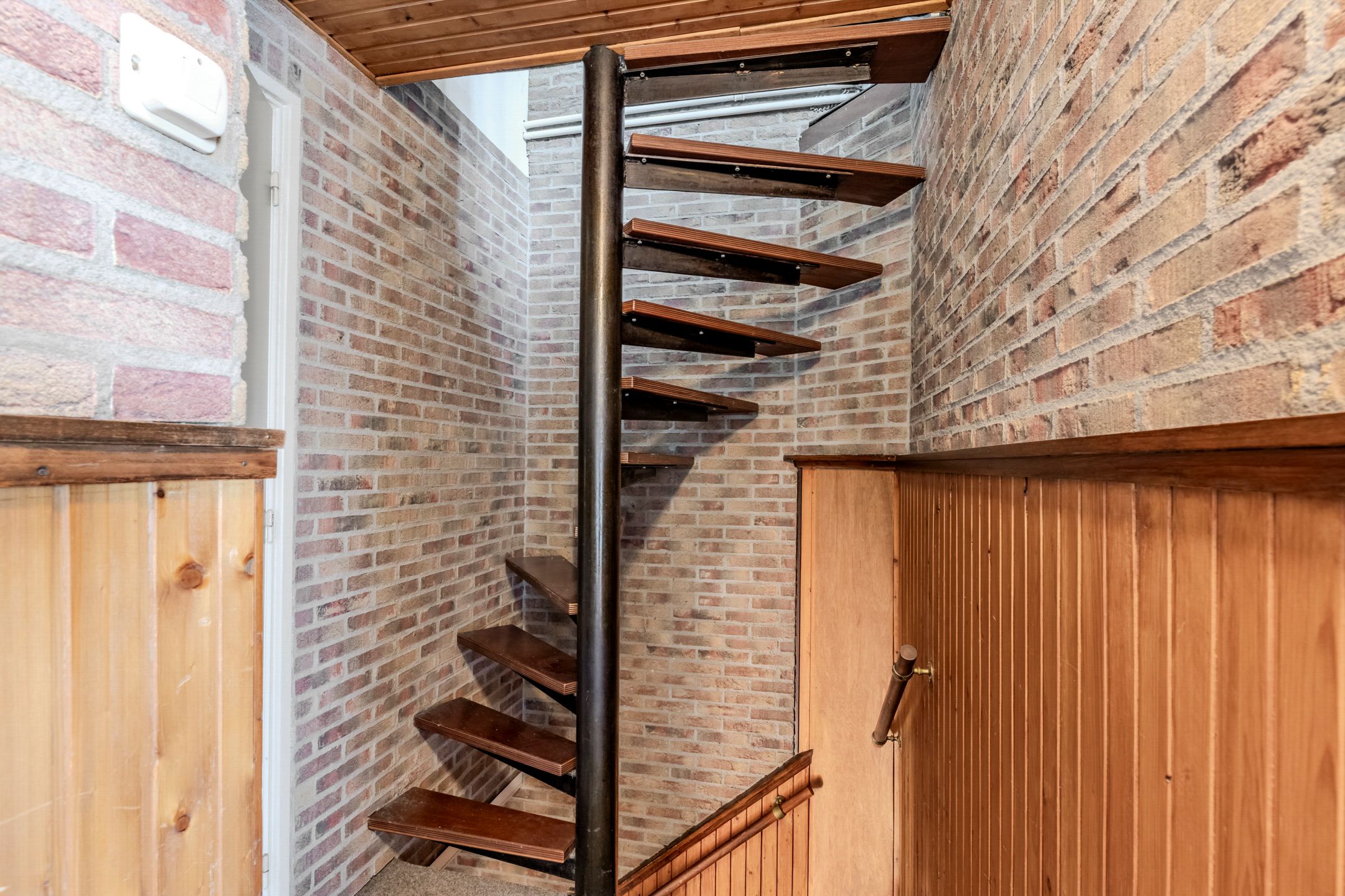 Photo 18 of Ruysdaelstraat 18