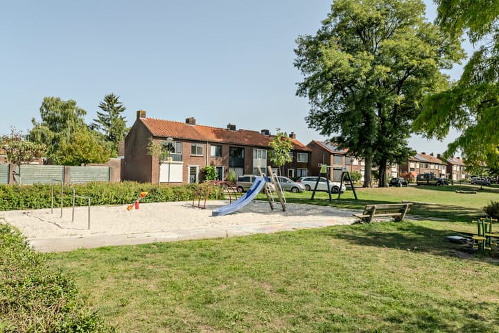 Foto 33 van Ruysdaelstraat 18