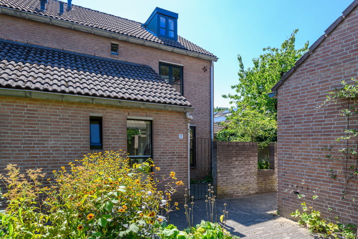 Photo 40 of De Hazelaar 17