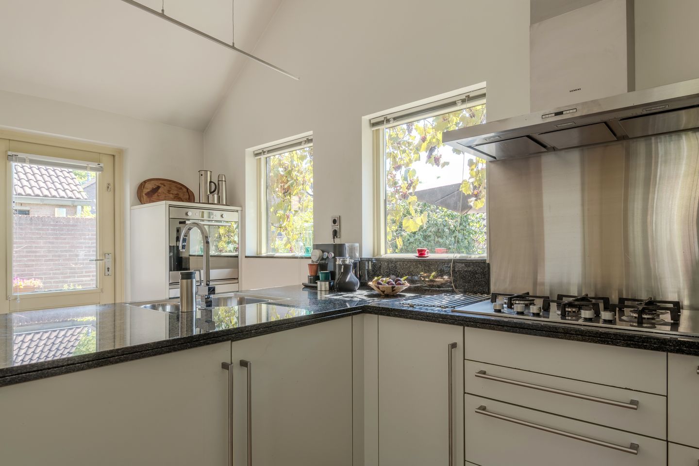 Photo 19 of De Hazelaar 17