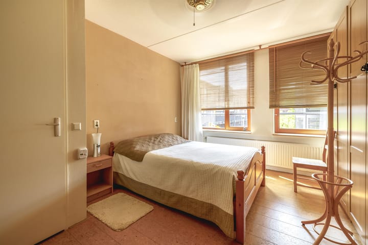 Foto 15 van Lobeliastraat 8