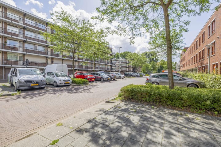 Foto 37 van Lobeliastraat 8