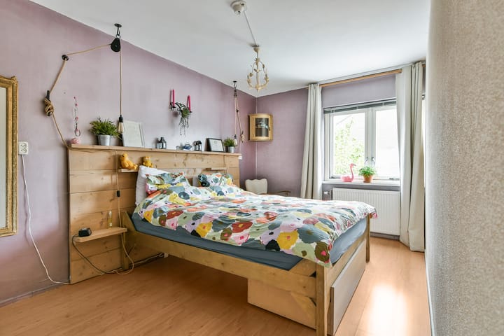 Foto 25 van Bernadottestraat 15