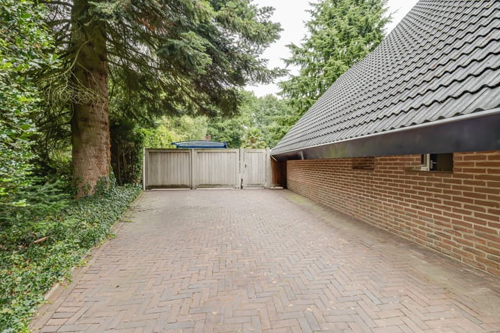 Foto 58 van Govert Flinckstraat 126