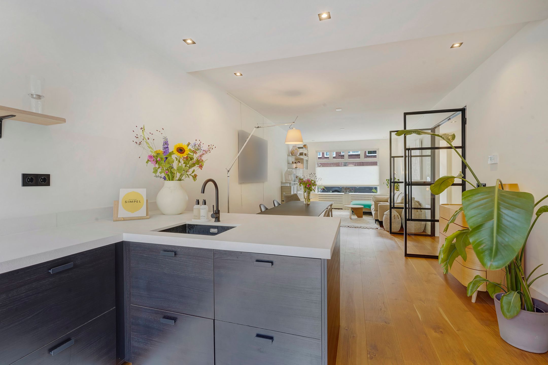 Foto 18 van Azaleastraat 78