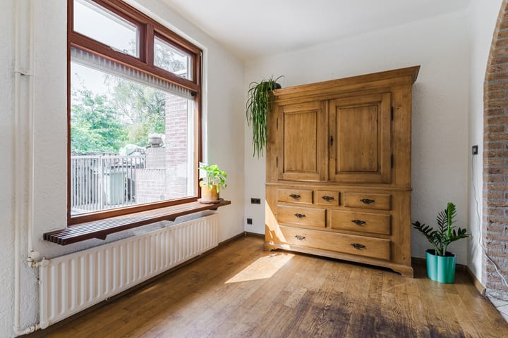 Foto 16 van Kluisstraat 11