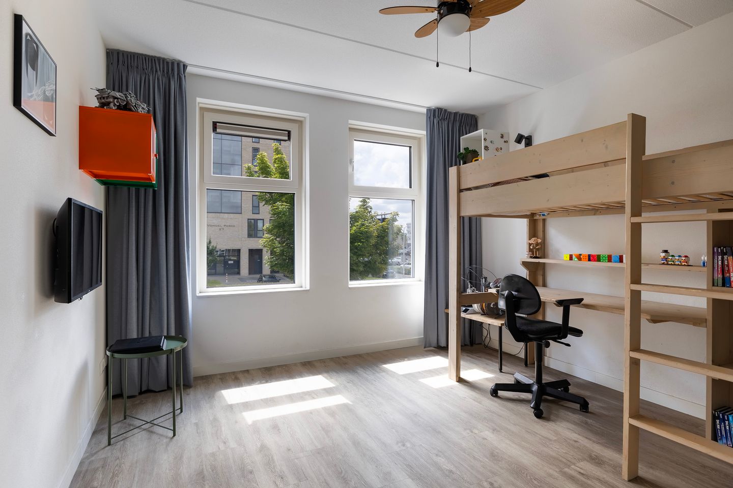 Photo 29 of Tesselschadestraat 76