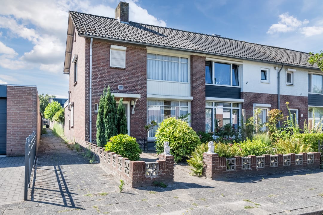 Photo 1 of Karmelietenstraat 1