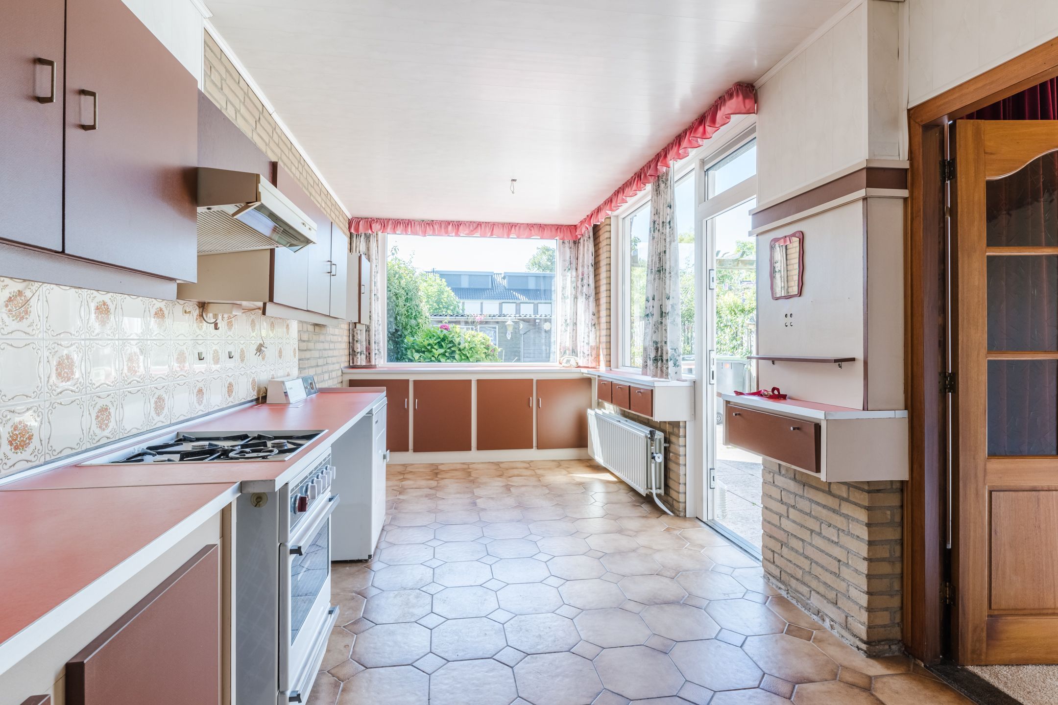 Photo 9 of Karmelietenstraat 1