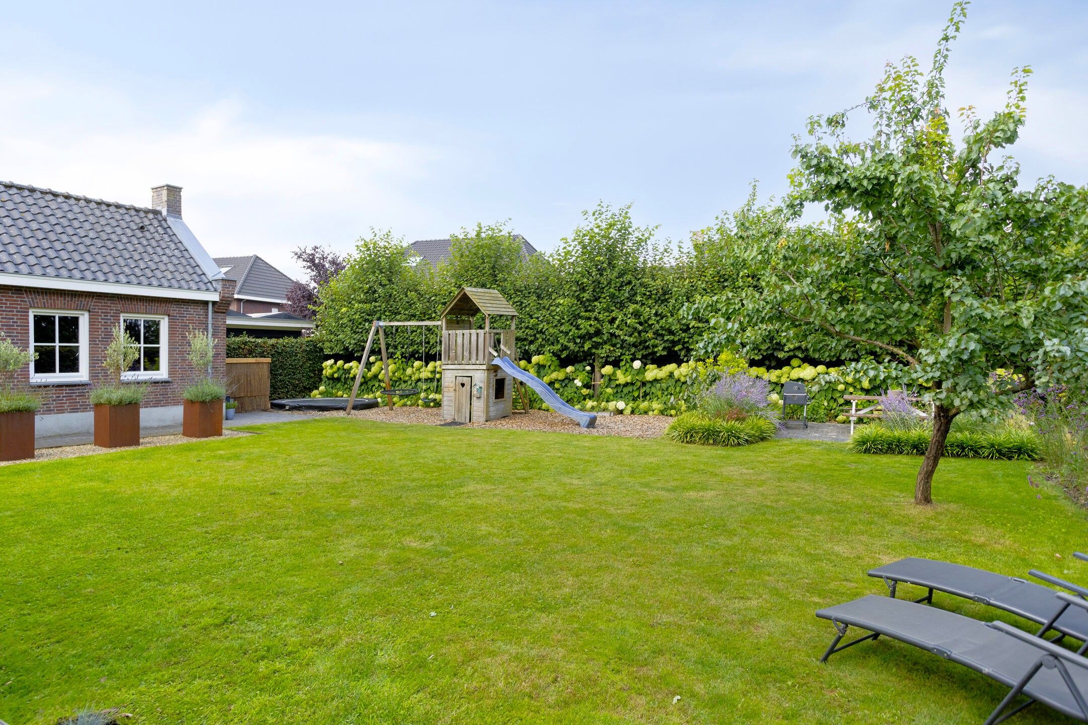 Photo 39 of Heiblok 23