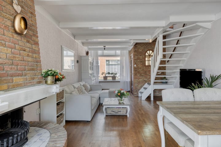 Photo 5 of Voorstraat 47