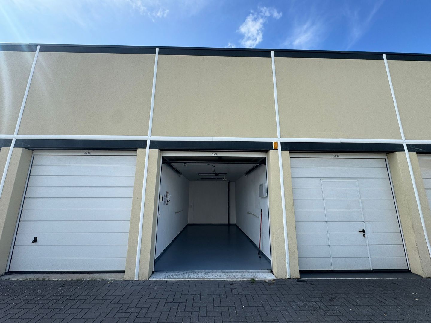 View photo 3 of Spoorlaan 5-C27