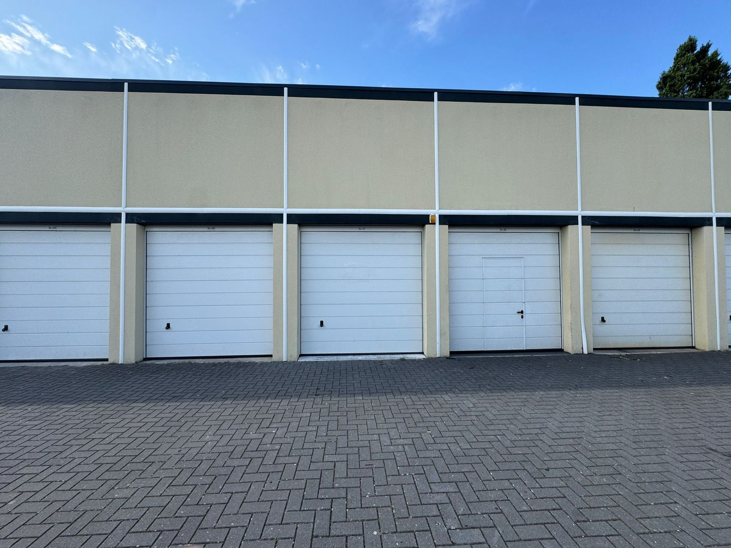 View photo 5 of Spoorlaan 5-C27