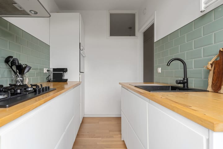 Foto 4 van Van Nideckstraat 29-A02