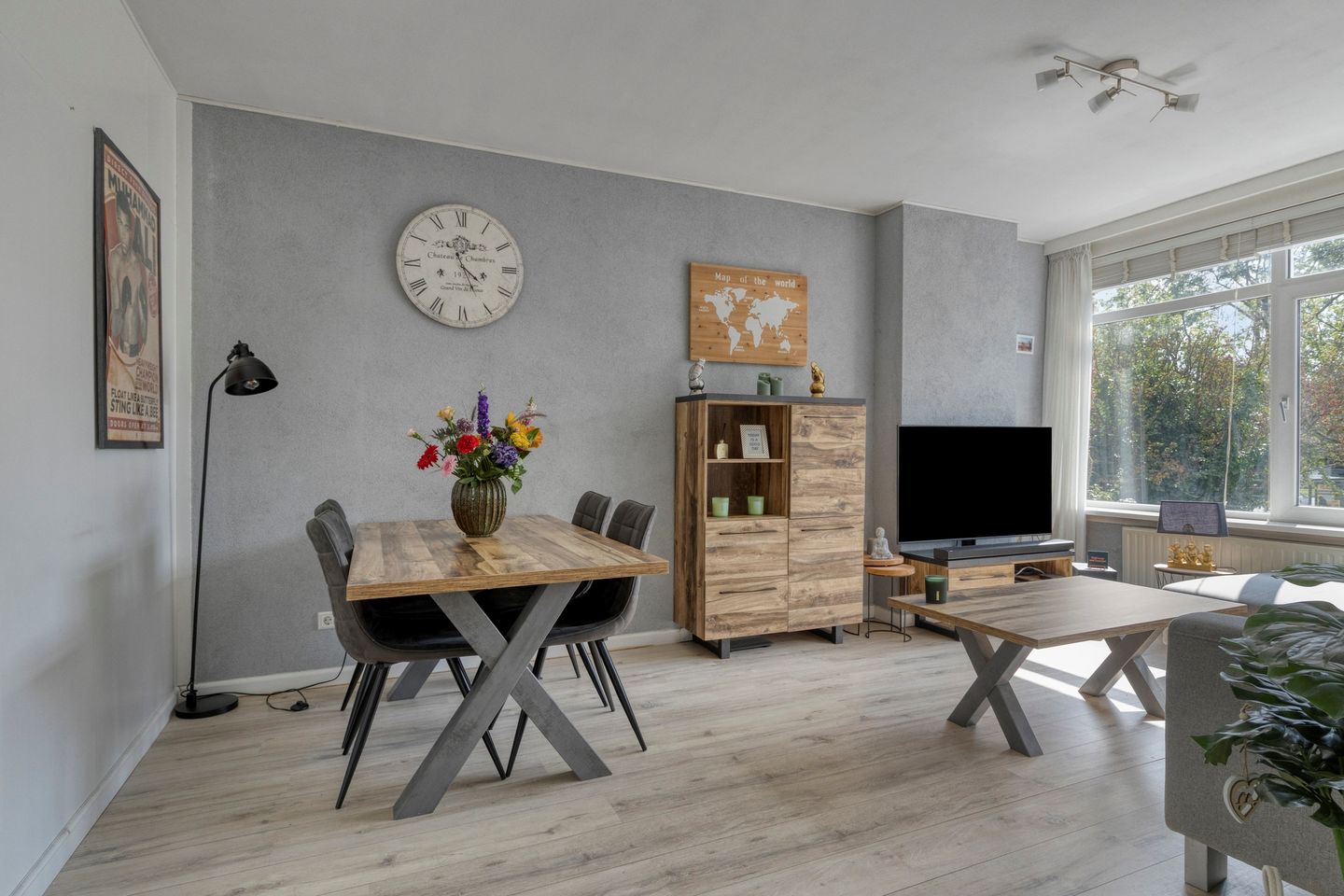 Photo 10 of Bachstraat 556