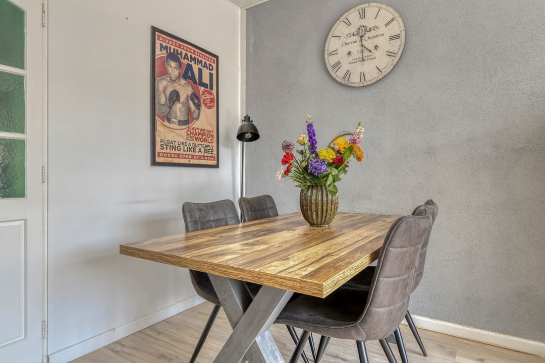 Photo 11 of Bachstraat 556