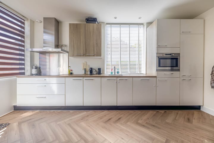 Foto 4 van Anna van Burenstraat 21