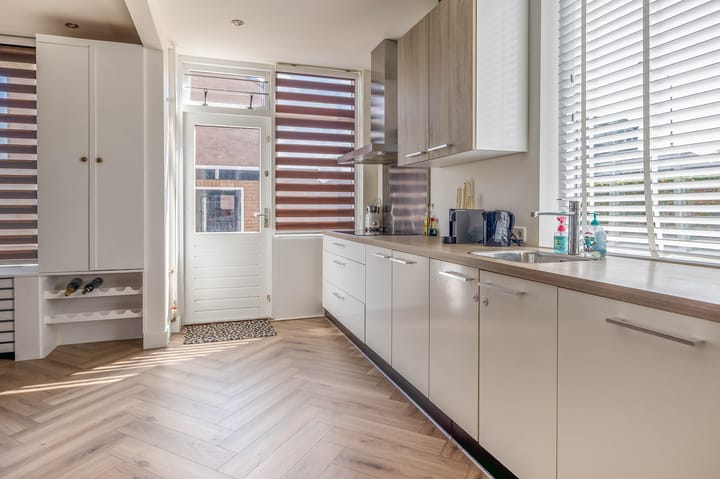 Foto 15 van Anna van Burenstraat 21