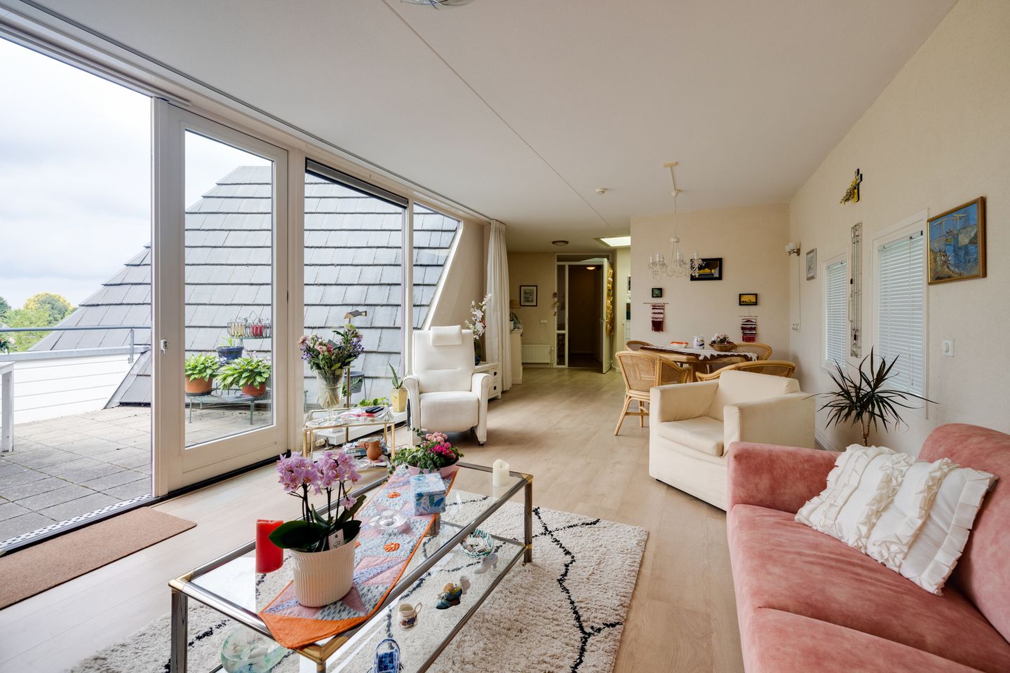 Foto 4 van Ds Herm Pollaan 9-C