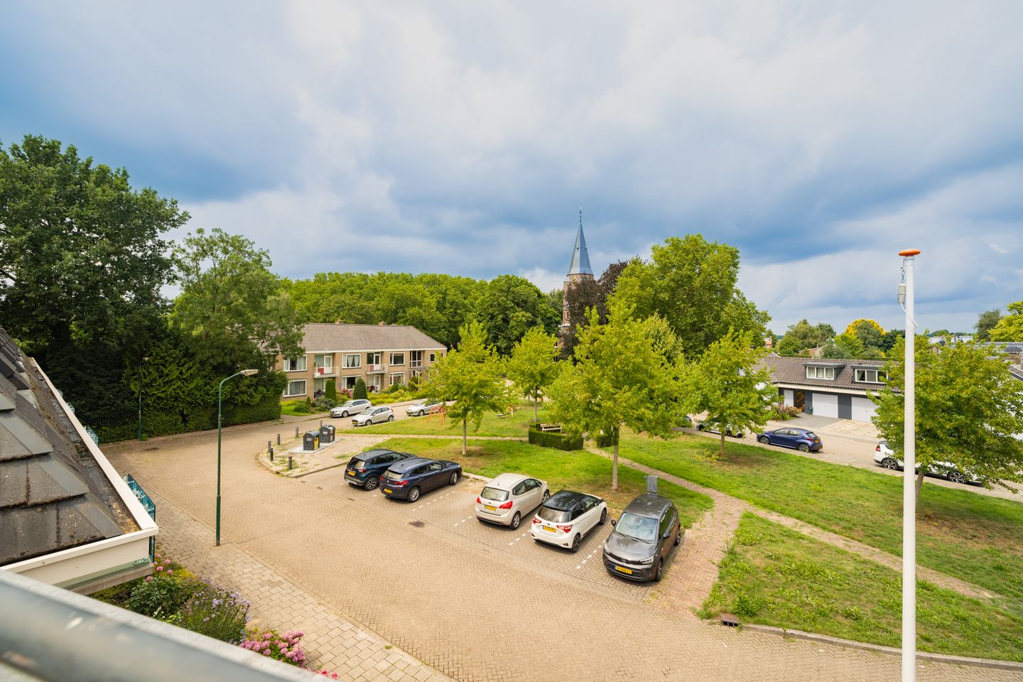 Foto 10 van Ds Herm Pollaan 9-C