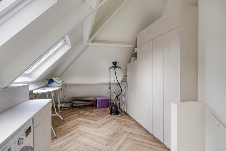 Foto 29 van Prof. Lorentzlaan 2-C