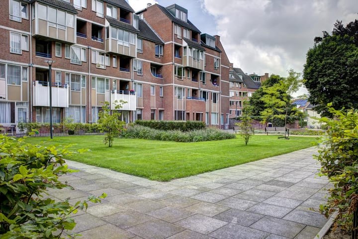 Foto 1 van Begijnhofstraat 227