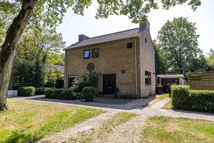 Foto 8 van Hertshooistraat 36