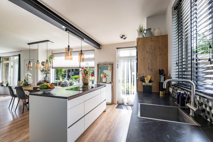 Foto 24 van Hertshooistraat 36