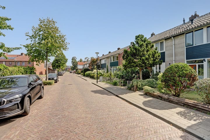 Foto 31 van Hazelderstraat 37