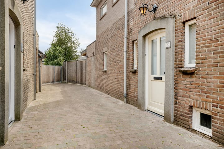 Foto 10 van Roeloff van Dalemstraat 37