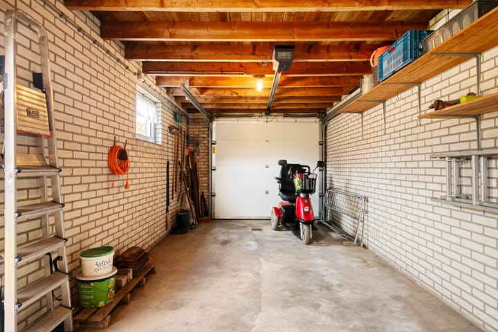 Photo 43 of Den Eigen 17