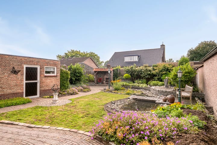 Photo 48 of Den Eigen 17