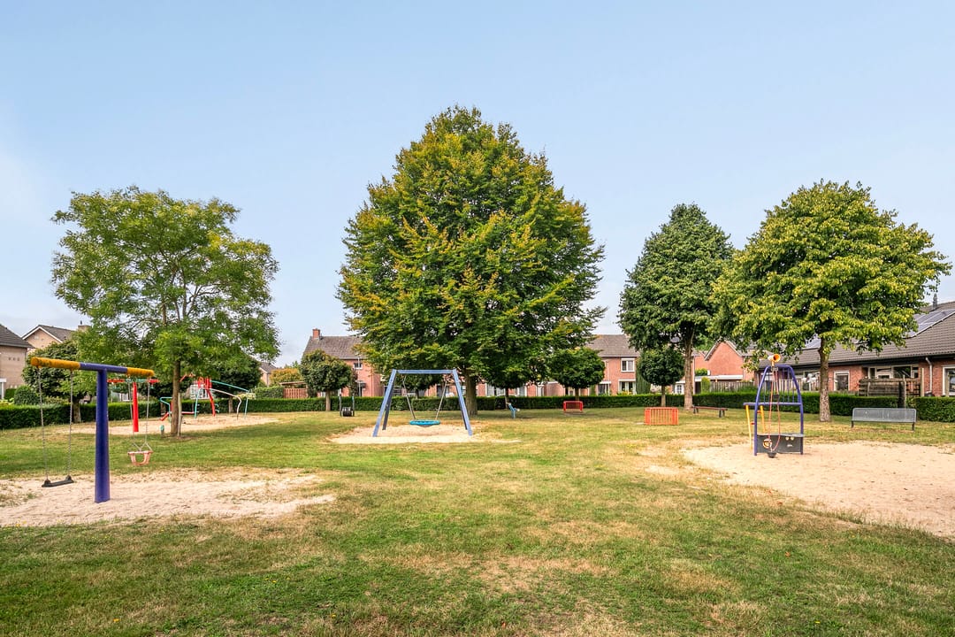 Foto 52 van Den Eigen 17