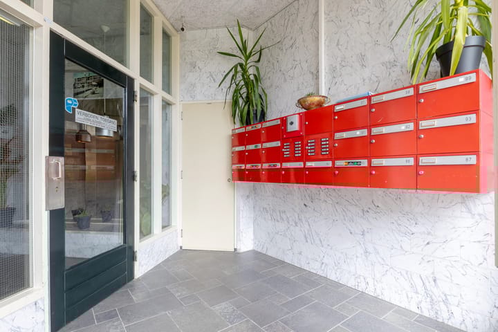 Foto 3 van Bernhardplein 84