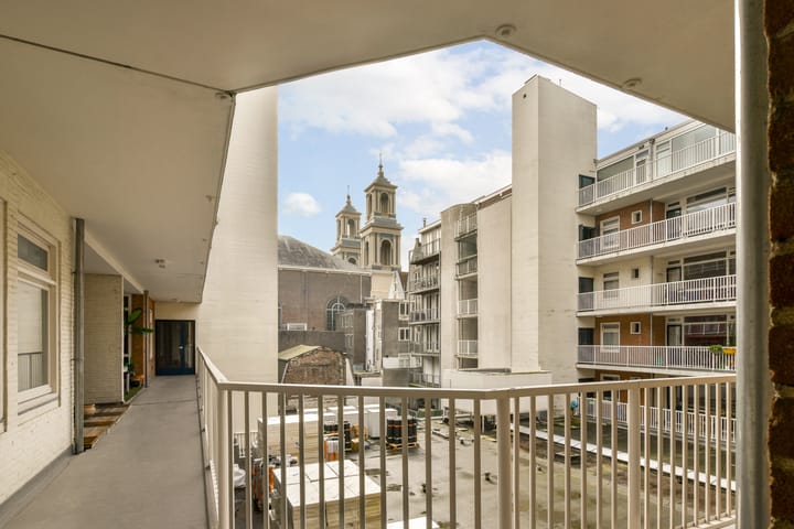 Foto 18 van Jodenbreestraat 112