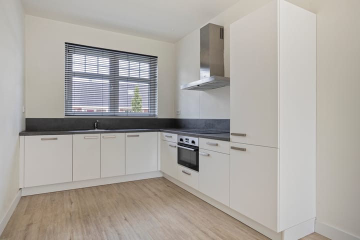 Foto 2 van Weegbree 35