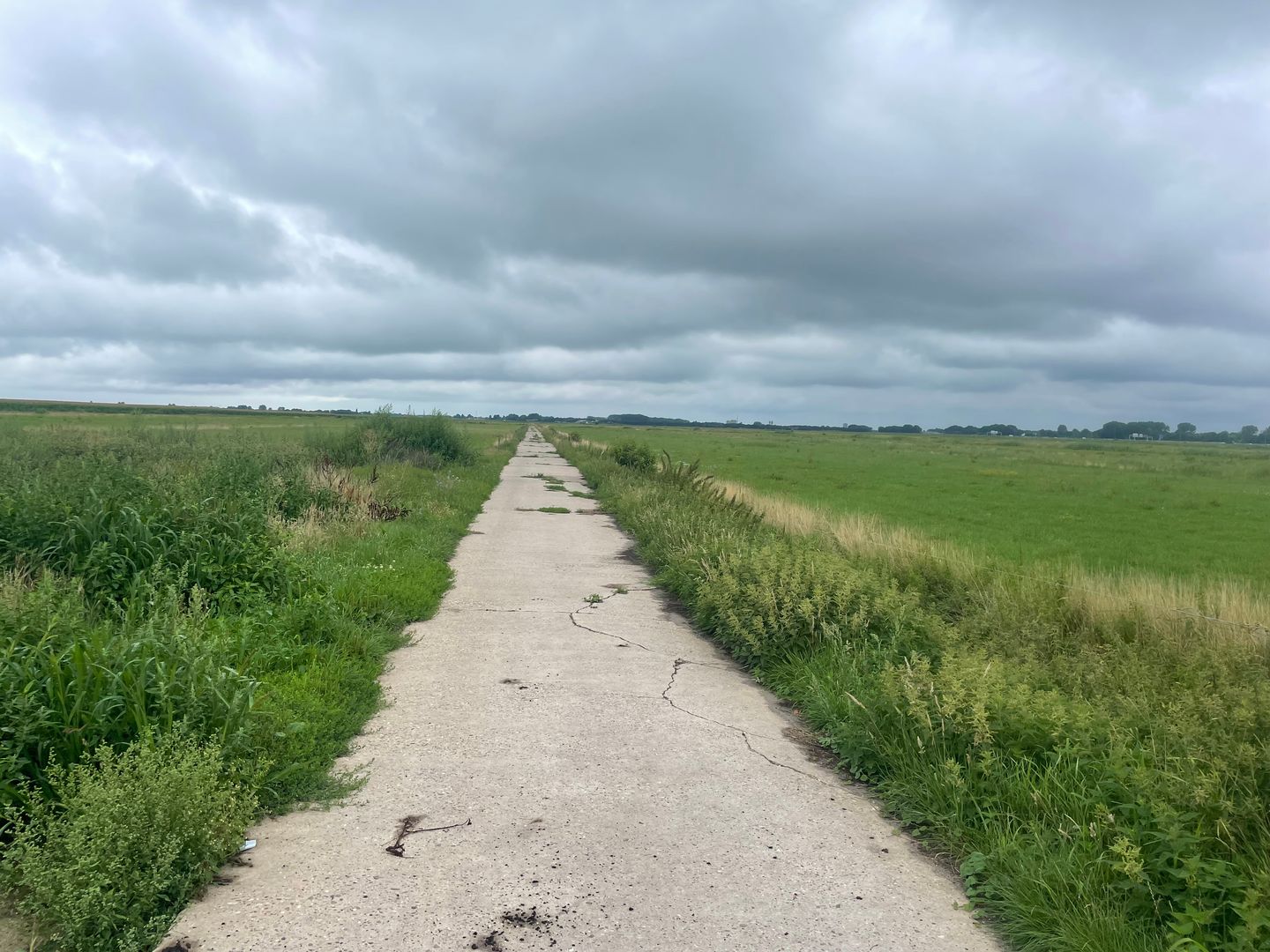 View photo 3 of Wakkerendijk