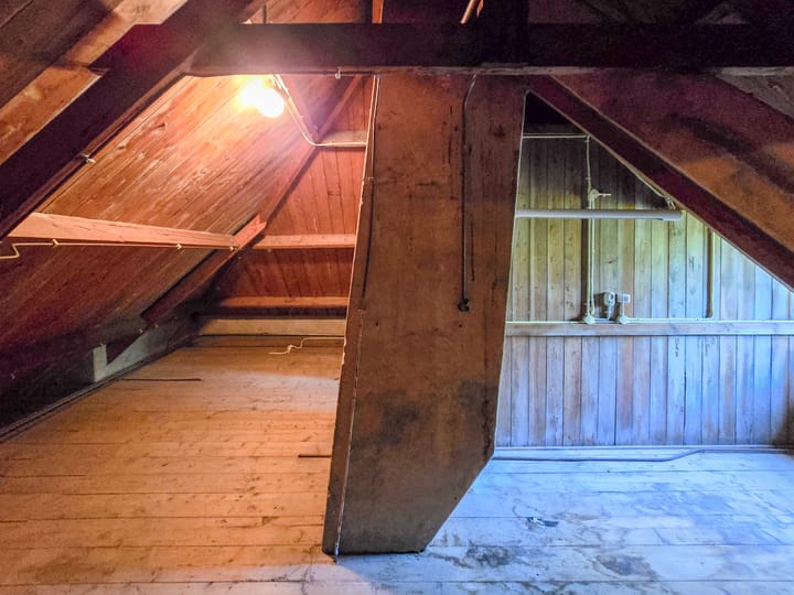 Photo 34 of Burgemeester van Heusdenweg 17