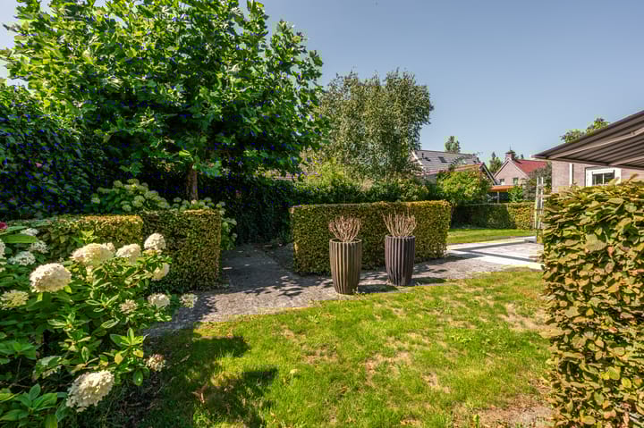 Foto 42 van de Oppervloer 9