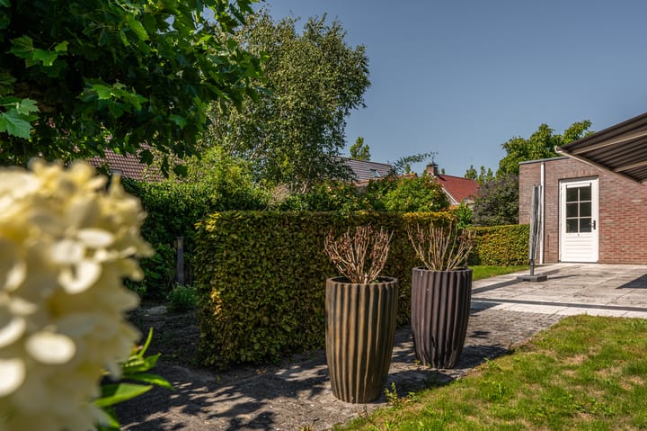 Foto 44 van de Oppervloer 9