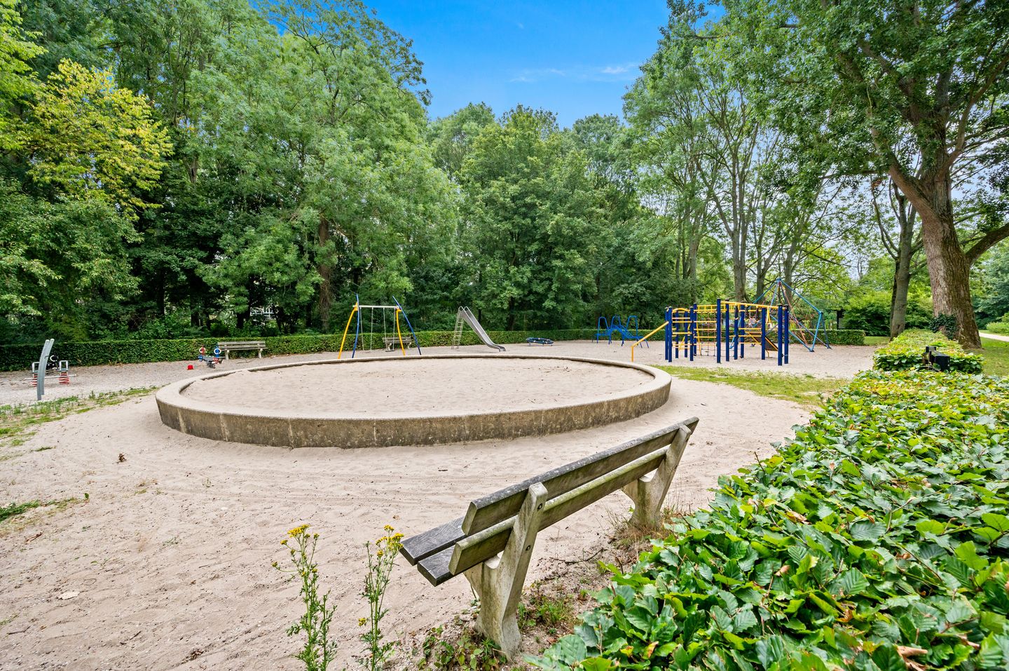 Foto 34 van Van der Lelijstraat 15-III