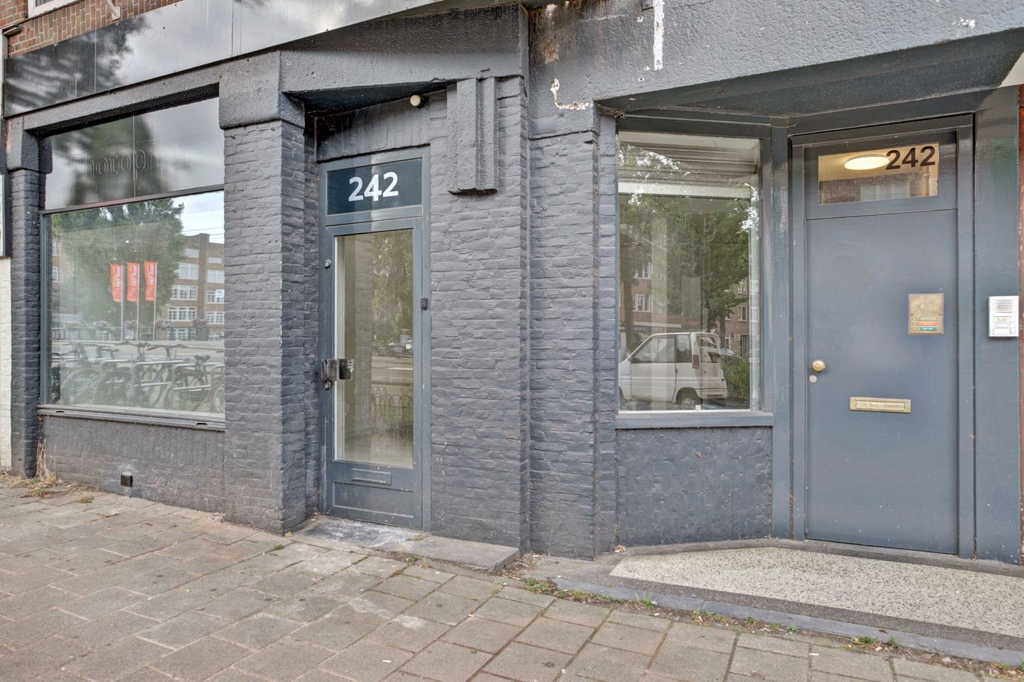 Bekijk foto 3 van Van Woustraat 242-H