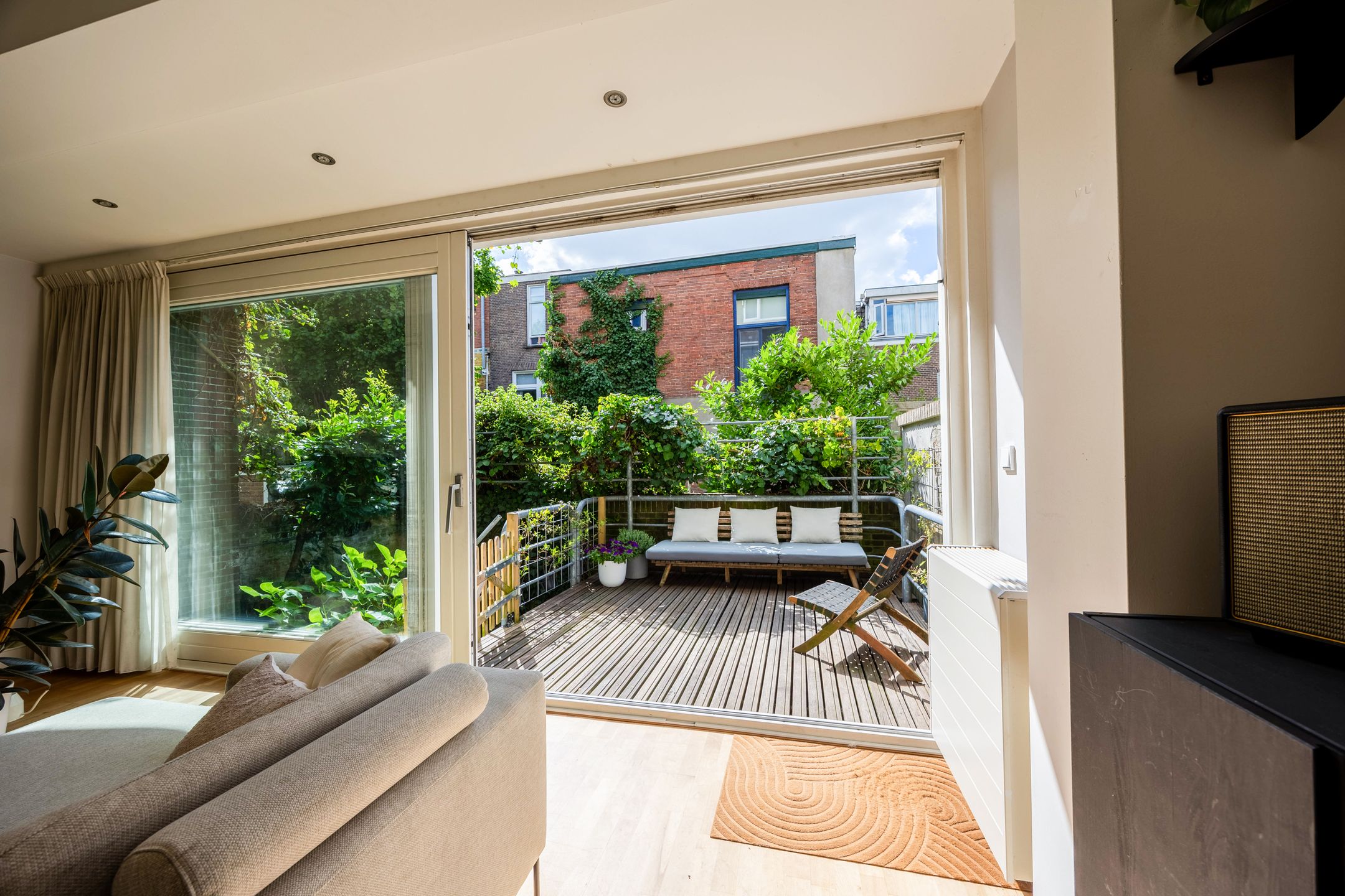 Foto 21 van van Nispenstraat 230